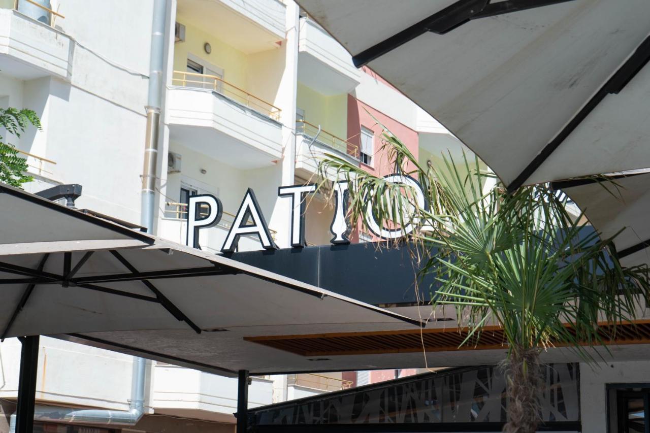 Hotel Patio Vlorë Екстериор снимка