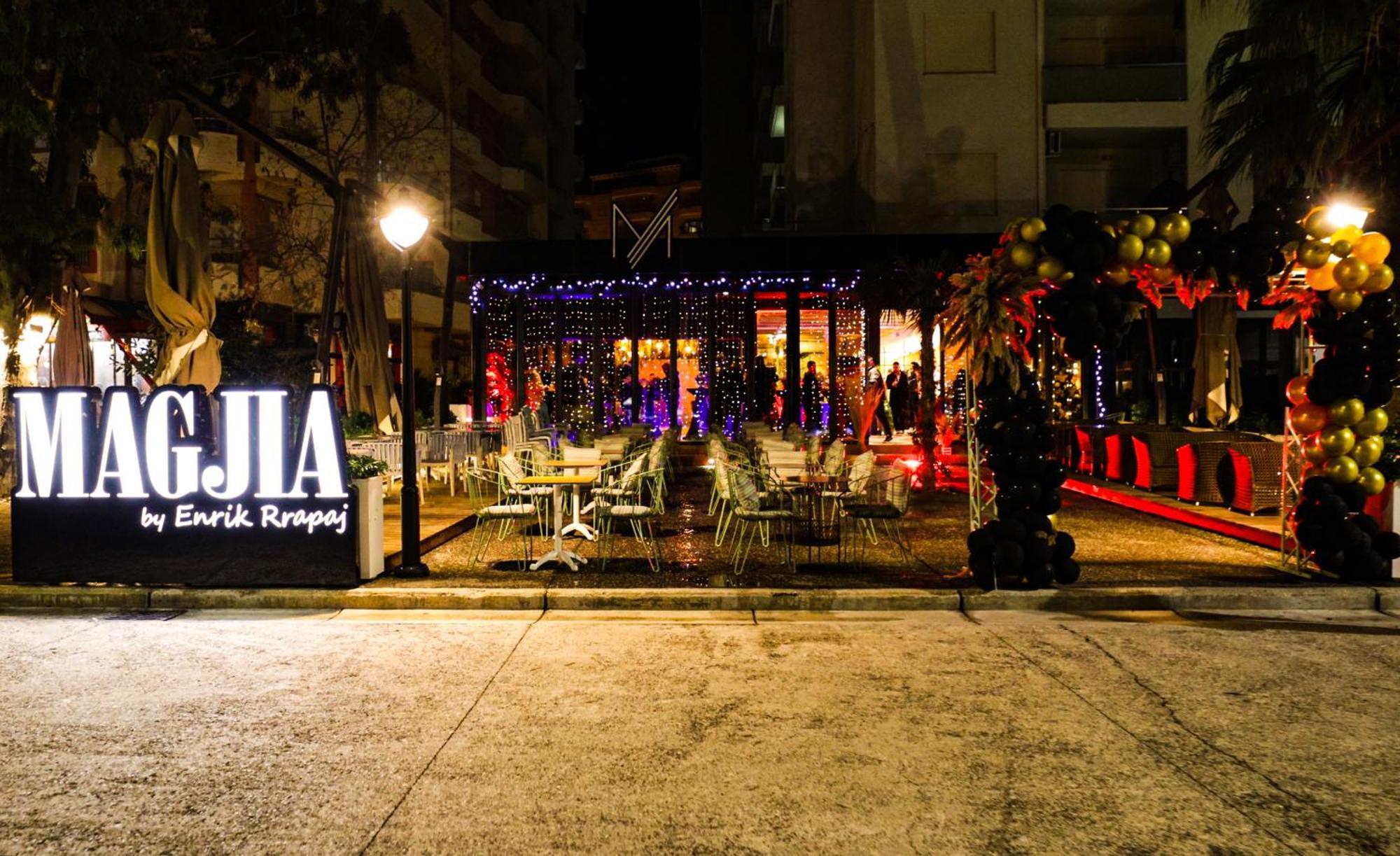 Hotel Patio Vlorë Екстериор снимка